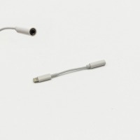 Iphone 7 Headphone Adapter Lightning към стерео жак 3.5mm